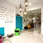 Casual De Letras 2* إشبيلية